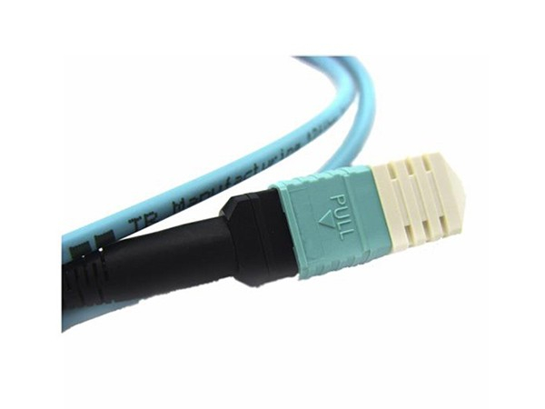 MPO-LC8芯光纤跳线