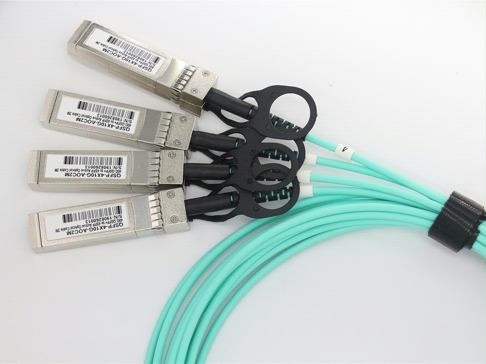 极进(Extreme)兼容10GB-4-F01-QSFP QSFP+ 转 4SFP+ AOC高速光缆